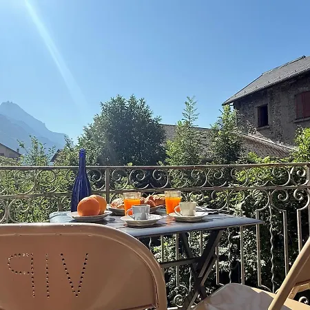 Le Cathedral Hyper Centre Parking Balcon * Saint-Jean-de-Maurienne