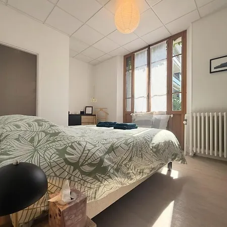 Apartamento Le Cathedral Hyper Centre Parking Balcon Saint-Jean-de-Maurienne