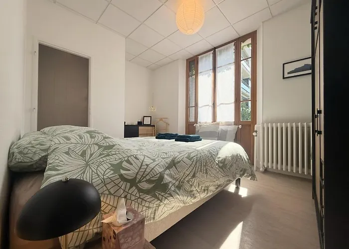Appartement Le Cathedral Hyper Centre Parking Balcon Saint-Jean-de-Maurienne